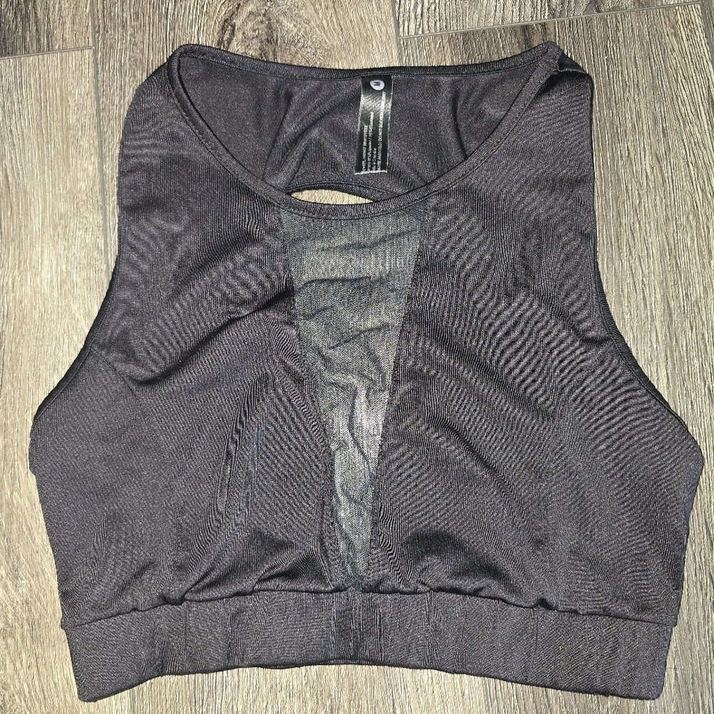FREE w/ PURCHASE Black Sleeveless Crop Top
